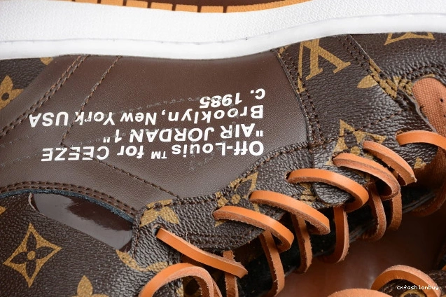 Backboard555088-005 Shattered Jordan High Retro Air OG 1 0721